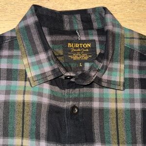 Burton Brighton Flannel Shirt Men's Large green grey black Plaid Button Up